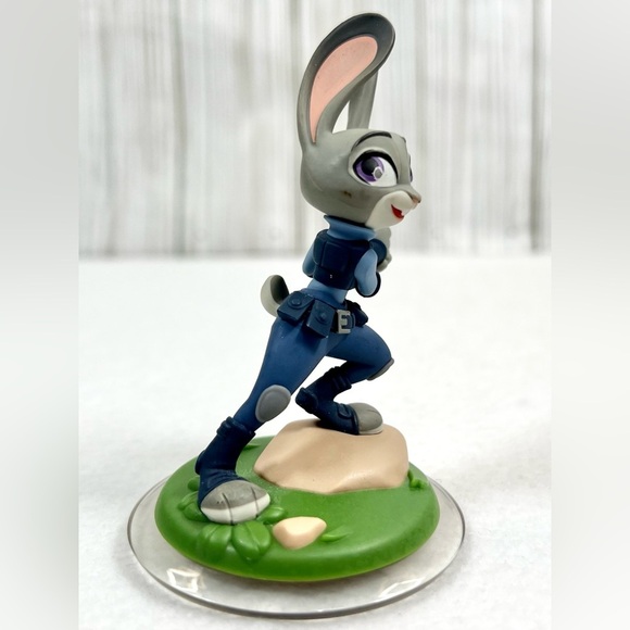 DISNEY INFINITY 3.0 Edition Judy Hopps Zootopia Video Game Figure - Picture 2 of 4